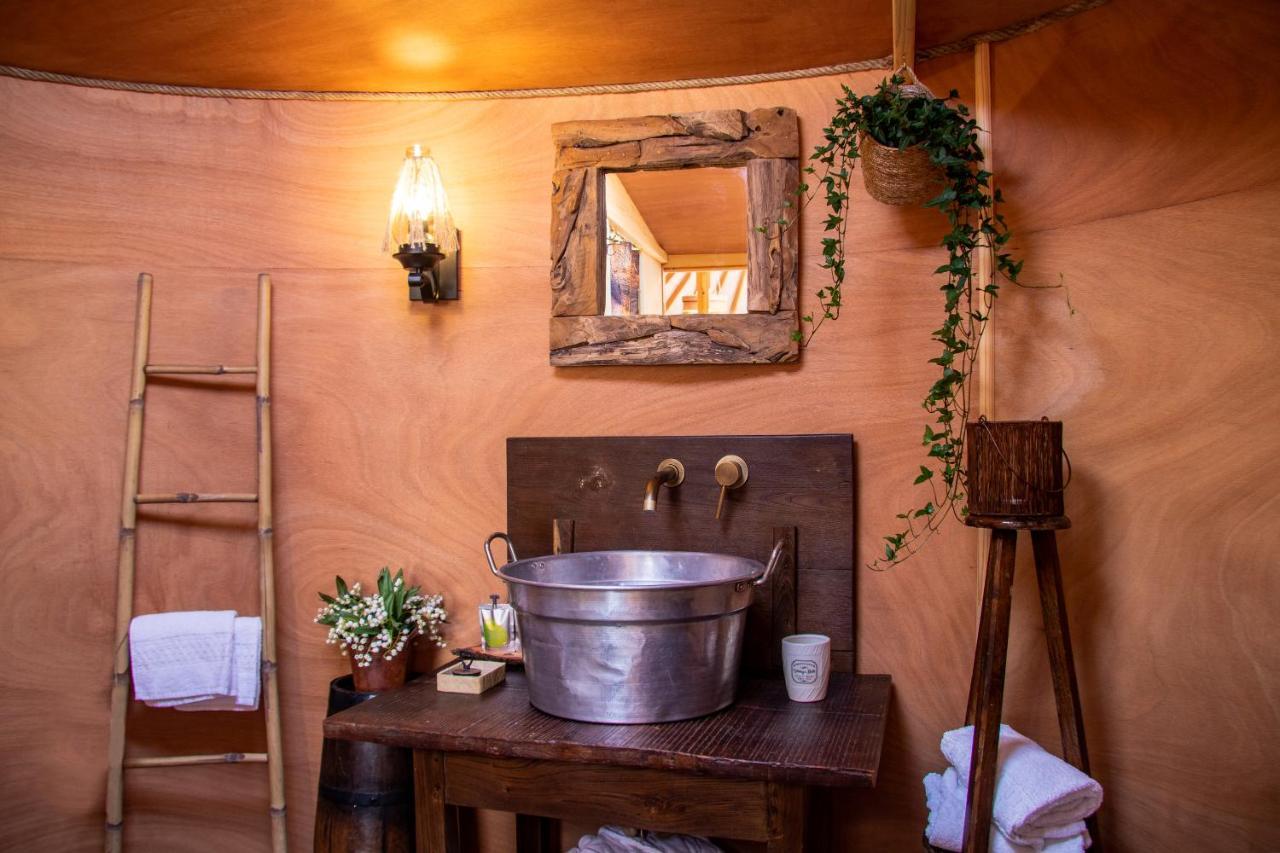 2 Cuori E 1 Yurta Glamping In Tuscany - Adults Only Luxuszelt Asciano