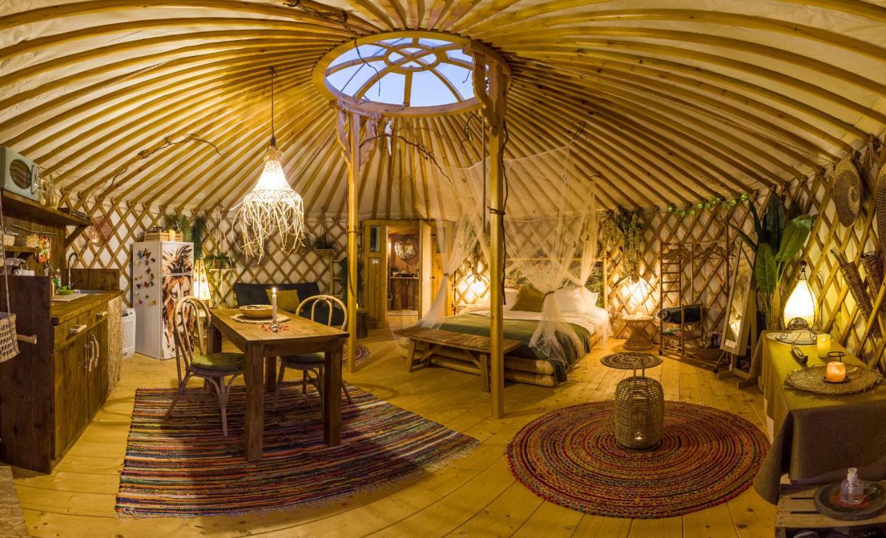 2 Cuori E 1 Yurta Glamping In Tuscany - Adults Only Tente de luxe