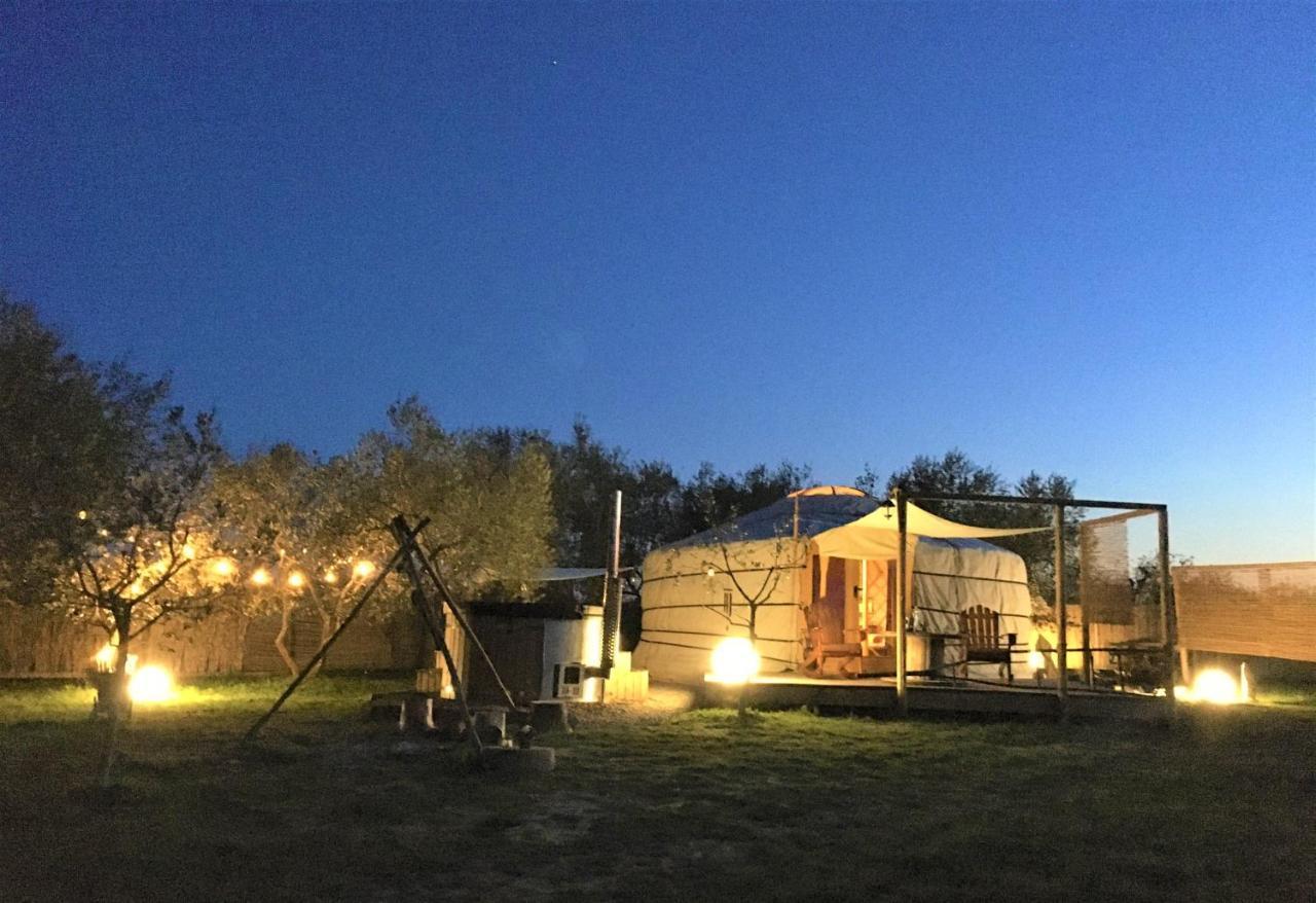 2 Cuori E 1 Yurta Glamping In Tuscany - Adults Only