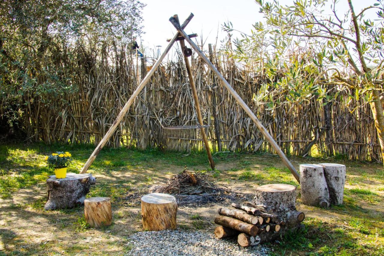 2 Cuori E 1 Yurta Glamping In Tuscany - Adults Only Tente de luxe *