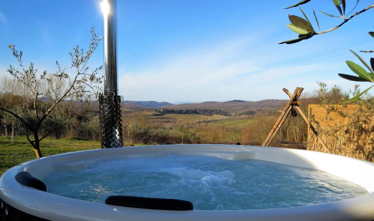 2 Cuori E 1 Yurta Glamping In Tuscany - Adults Only