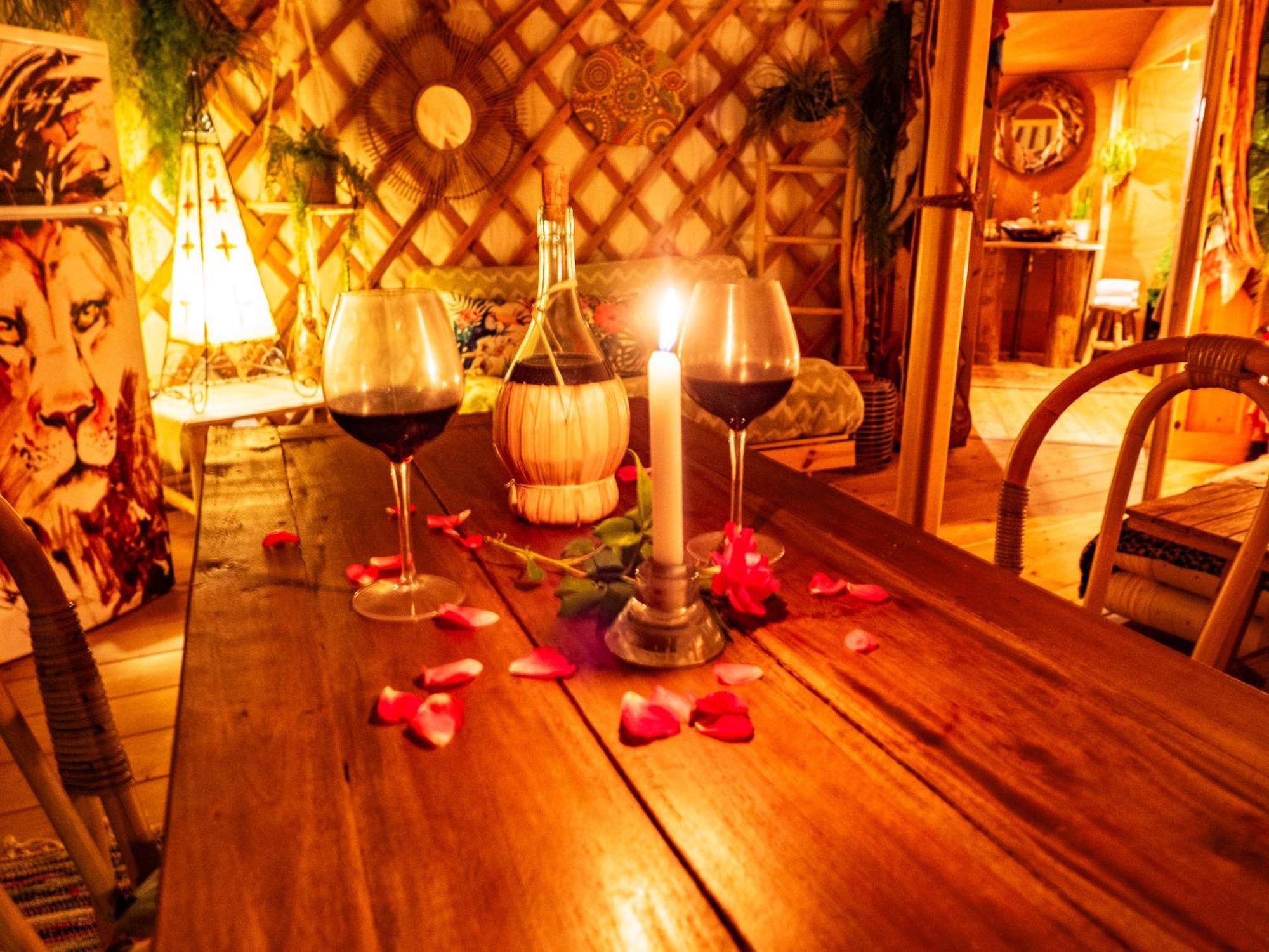 Tente de luxe 2 Cuori E 1 Yurta Glamping In Tuscany - Adults Only
